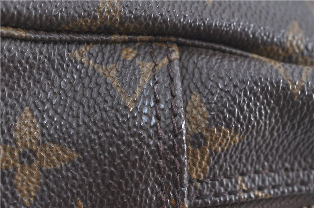 Auth Louis Vuitton Monogram Trousse Toilette 28 Clutch Hand Bag M47522 LV H9623