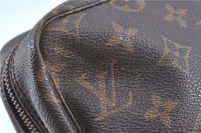 Auth Louis Vuitton Monogram Trousse Toilette 28 Clutch Hand Bag M47522 LV H9623