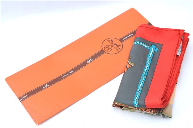 Authentic HERMES Carre 90 Scarf 