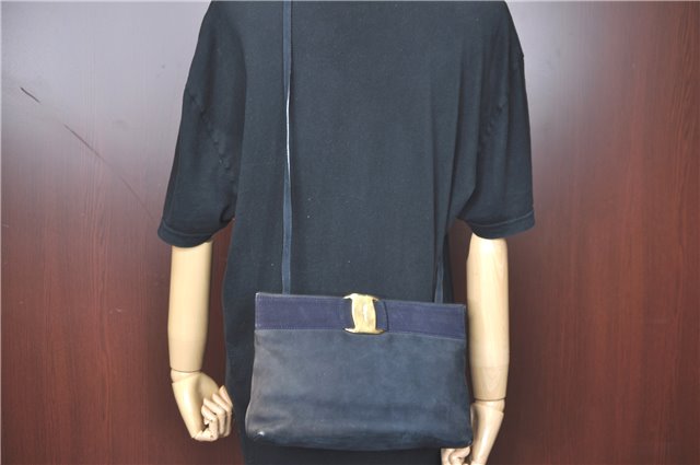 Auth Salvatore Ferragamo Vara Shoulder Cross Body Bag Leather Navy Blue SF H9752