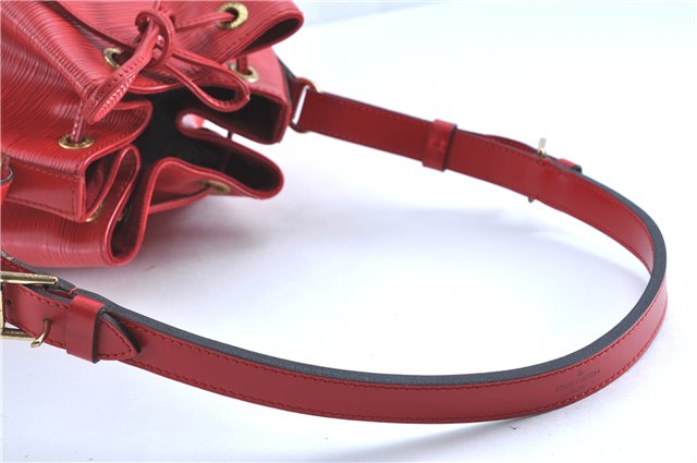 Authentic Louis Vuitton Epi Noe Red Shoulder Bag M44007 LV H9776
