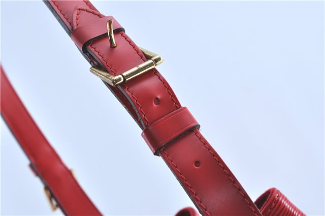 Authentic Louis Vuitton Epi Noe Red Shoulder Bag M44007 LV H9776