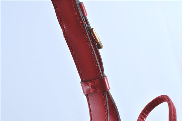 Authentic Louis Vuitton Epi Noe Red Shoulder Bag M44007 LV H9776