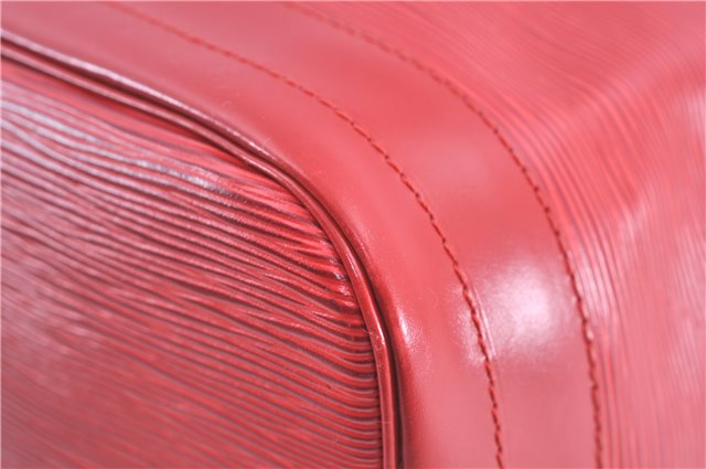 Authentic Louis Vuitton Epi Noe Red Shoulder Bag M44007 LV H9776