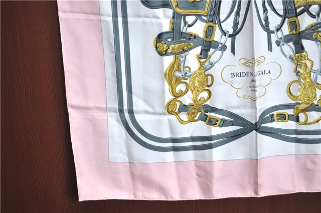 Authentic HERMES Carre 90 Scarf 