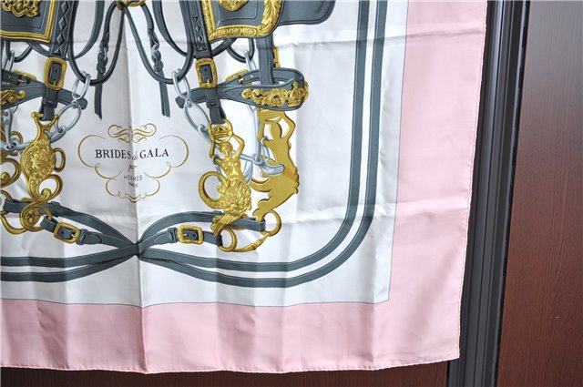 Authentic HERMES Carre 90 Scarf 