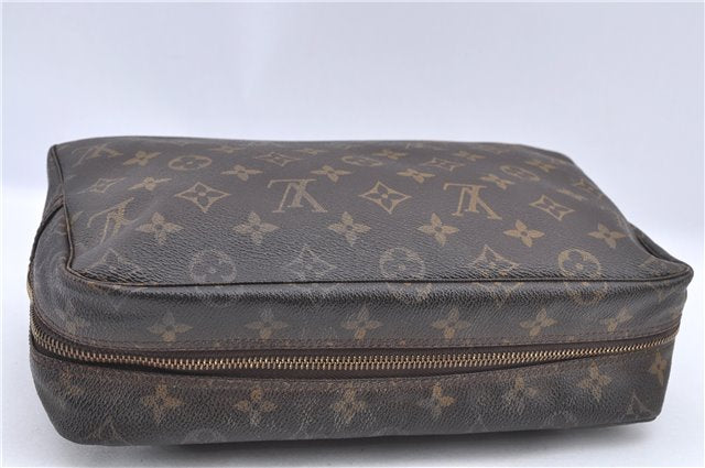 Auth Louis Vuitton Monogram Trousse Toilette 28 Clutch Hand Bag M47522 LV J0079