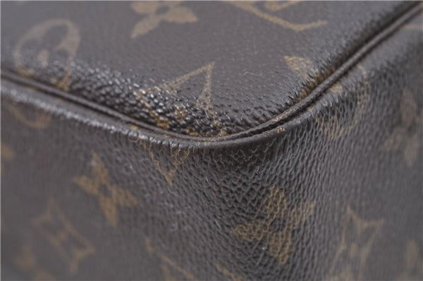 Auth Louis Vuitton Monogram Trousse Toilette 28 Clutch Hand Bag M47522 LV J0079