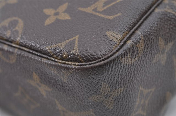 Auth Louis Vuitton Monogram Trousse Toilette 28 Clutch Hand Bag M47522 LV J0079