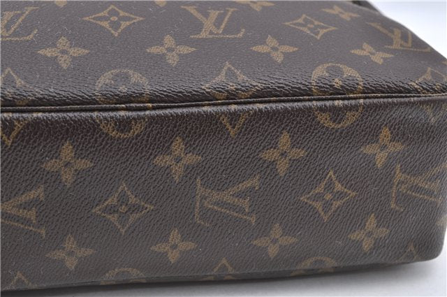 Auth Louis Vuitton Monogram Trousse Toilette 28 Clutch Hand Bag M47522 LV J0079