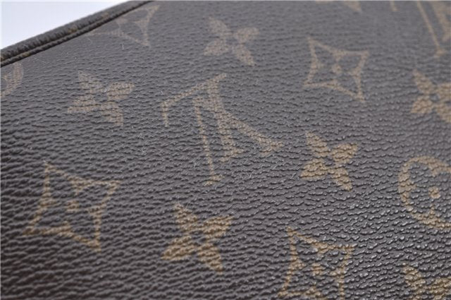Auth Louis Vuitton Monogram Trousse Toilette 28 Clutch Hand Bag M47522 LV J0079