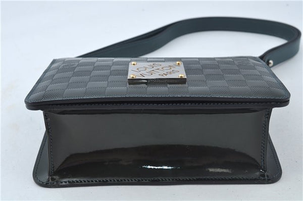 Authentic Louis Vuitton Damier Vernis Cabaret Shoulder Bag Green M92125 LV J0185