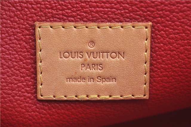 Authentic Louis Vuitton Vernis Pochette Cosmetic Pouch Red M91496 LV J0352