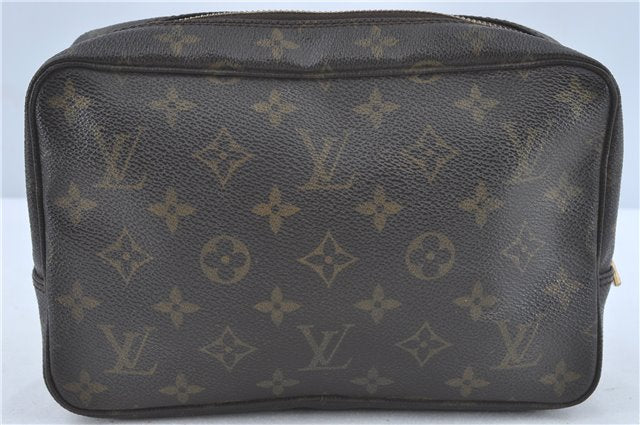 Auth Louis Vuitton Monogram Trousse Toilette 23 Clutch Hand Bag M47524 LV J0370