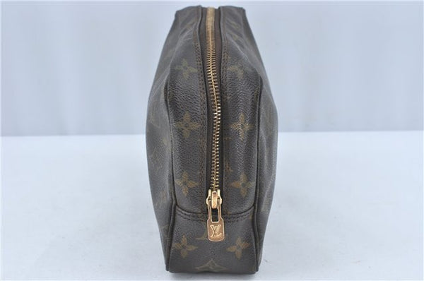 Auth Louis Vuitton Monogram Trousse Toilette 23 Clutch Hand Bag M47524 LV J0370