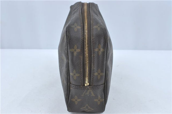 Auth Louis Vuitton Monogram Trousse Toilette 23 Clutch Hand Bag M47524 LV J0370