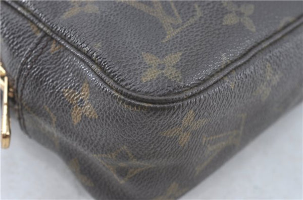 Auth Louis Vuitton Monogram Trousse Toilette 23 Clutch Hand Bag M47524 LV J0370