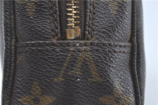 Auth Louis Vuitton Monogram Trousse Toilette 23 Clutch Hand Bag M47524 LV J0370