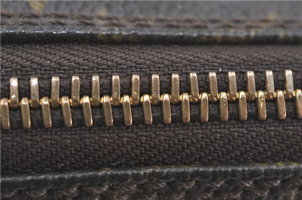 Auth Louis Vuitton Monogram Trousse Toilette 23 Clutch Hand Bag M47524 LV J0370