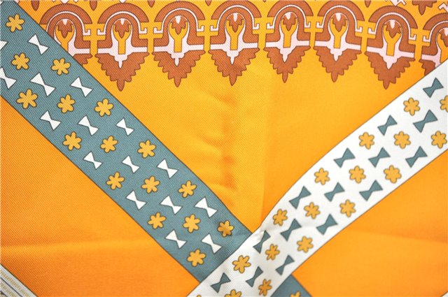 Authentic HERMES Carre 90 Scarf 