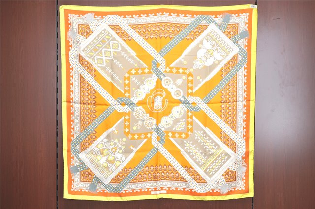 Authentic HERMES Carre 90 Scarf 