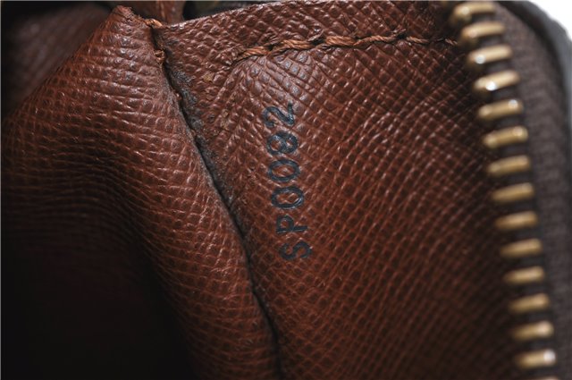 Authentic Louis Vuitton Monogram Papillon 28 Hand Bag LV J0488