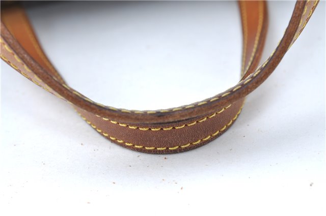 Authentic Louis Vuitton Monogram Papillon 28 Hand Bag LV J0551