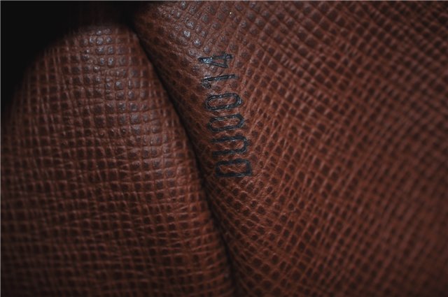 Authentic Louis Vuitton Monogram Papillon 28 Hand Bag LV J0551