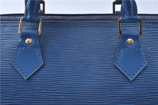 Authentic Louis Vuitton Epi Speedy 30 Hand Boston Bag Blue M43005 LV J0614