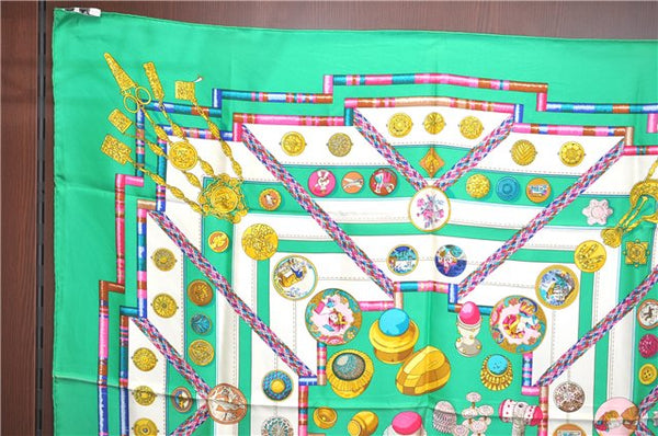 Authentic HERMES Carre 90 Scarf "Petite Main" Silk Green J0636