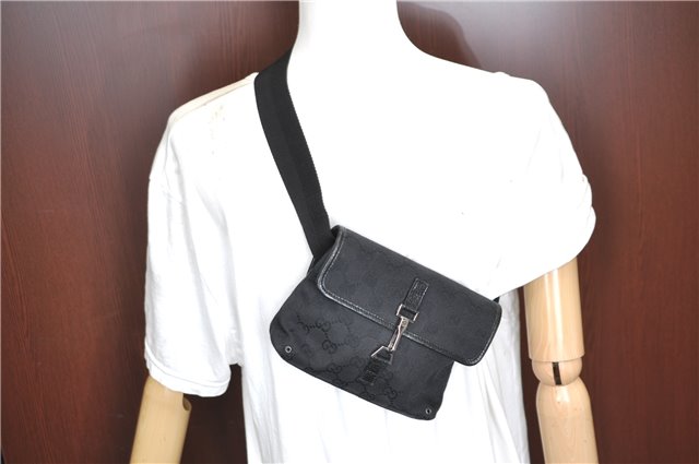 Authentic GUCCI Waist Body Bag Purse GG Canvas Leather 92543 Black J0637