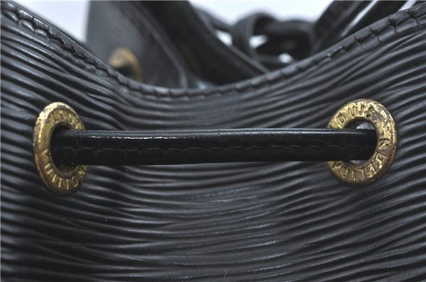 Authentic Louis Vuitton Epi Petit Noe Shoulder Bag Black M59012 LV J0644