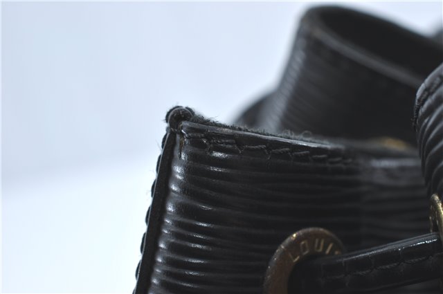 Authentic Louis Vuitton Epi Petit Noe Shoulder Bag Black M59012 LV J0644