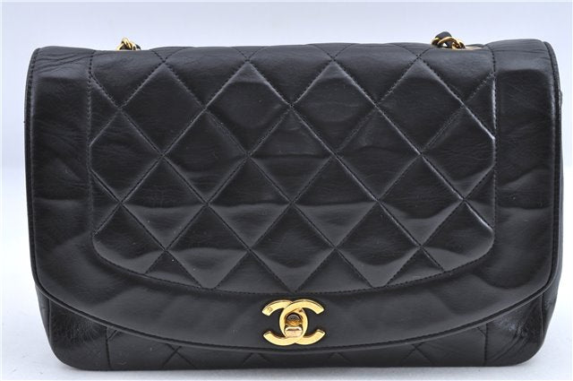 Authentic CHANEL Lamb Skin Matelasse Chain Shoulder Bag Purse Black CC J0695