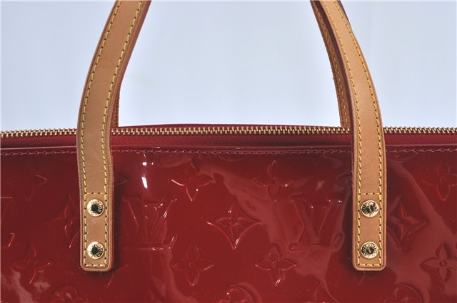 Authentic Louis Vuitton Vernis Bellevue PM Hand Bag Red M93583 LV J0705