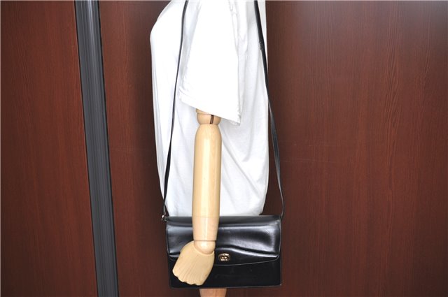 Authentic GUCCI Shoulder Cross Body Bag Purse Leather Black J0779