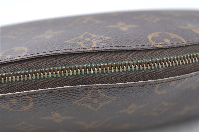 Auth Louis Vuitton Monogram Trousse Demi Ronde 23 Cosmetic Pouch M47520 LV J0879