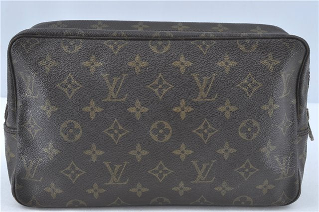 Auth Louis Vuitton Monogram Trousse Toilette 28 Clutch Hand Bag M47522 LV J1010
