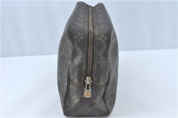 Auth Louis Vuitton Monogram Trousse Toilette 28 Clutch Hand Bag M47522 LV J1010