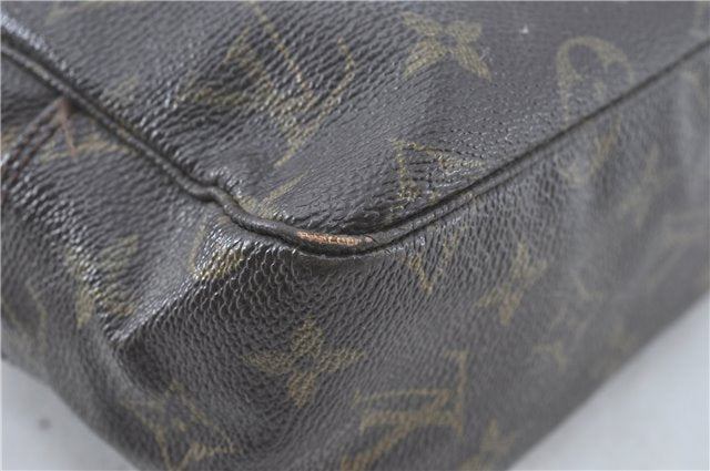 Auth Louis Vuitton Monogram Trousse Toilette 28 Clutch Hand Bag M47522 LV J1010