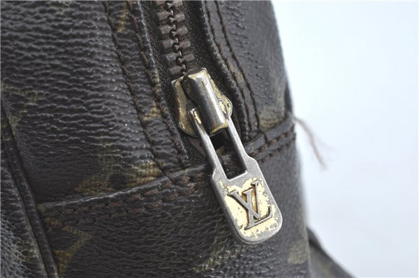 Auth Louis Vuitton Monogram Trousse Toilette 28 Clutch Hand Bag M47522 LV J1010