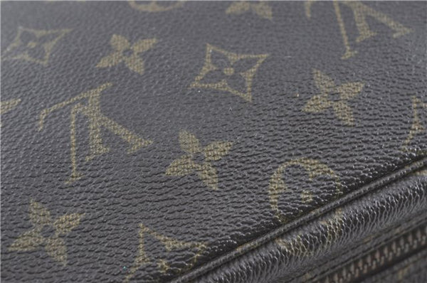 Auth Louis Vuitton Monogram Trousse Toilette 28 Clutch Hand Bag M47522 LV J1010