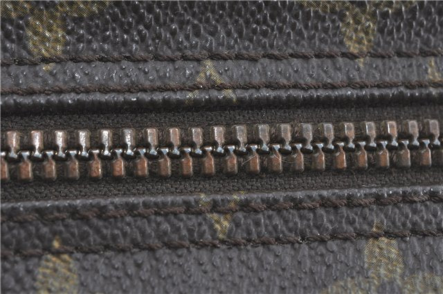 Auth Louis Vuitton Monogram Trousse Toilette 28 Clutch Hand Bag M47522 LV J1010