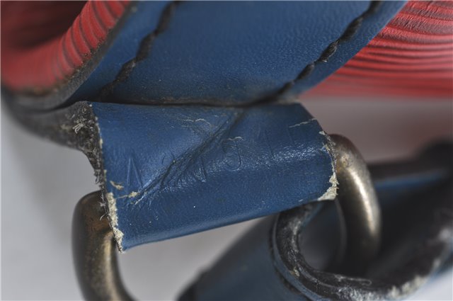 Authentic Louis Vuitton Epi Noe Bi-color Red x Blue Shoulder Bag M44084 LV J1181