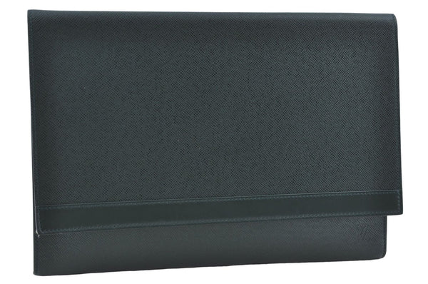 Auth Louis Vuitton Taiga Volga Document case Clutch Bag Green M30204 LV J1223