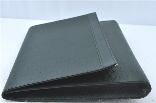 Auth Louis Vuitton Taiga Volga Document case Clutch Bag Green M30204 LV J1223