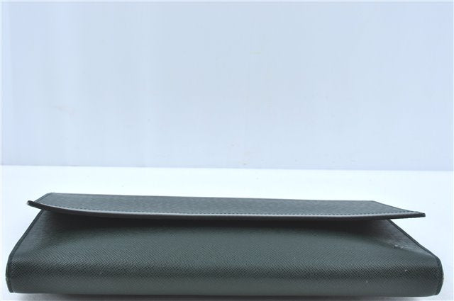 Auth Louis Vuitton Taiga Volga Document case Clutch Bag Green M30204 LV J1223