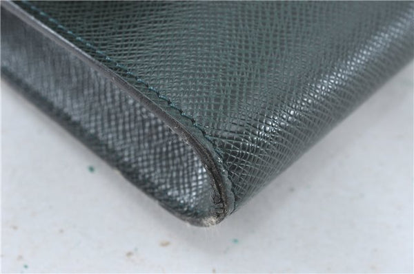 Auth Louis Vuitton Taiga Volga Document case Clutch Bag Green M30204 LV J1223