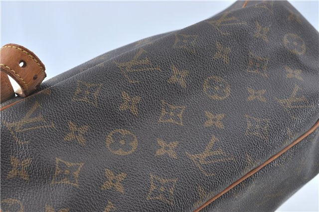 Authentic Louis Vuitton Monogram Batignolles Vertical Tote Bag M51153 LV J1264
