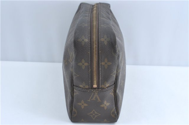 Auth Louis Vuitton Monogram Trousse Toilette 28 Clutch Hand Bag M47522 LV J1296